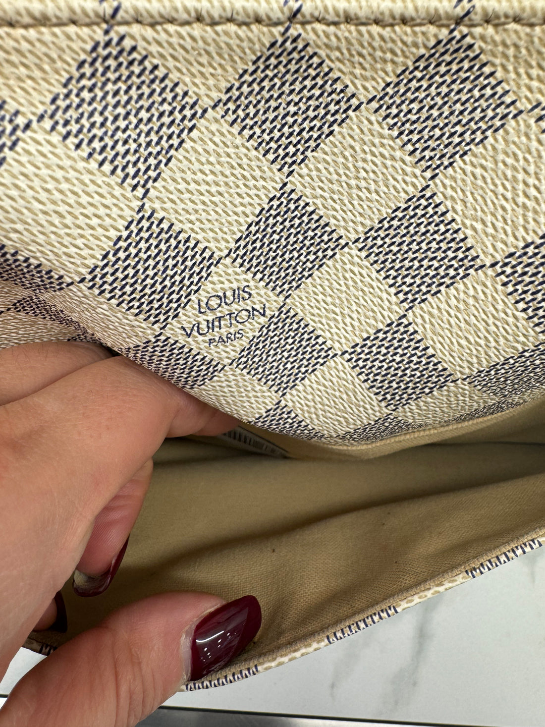 LOUIS VUITTON DAMIER SHOULDER BAG